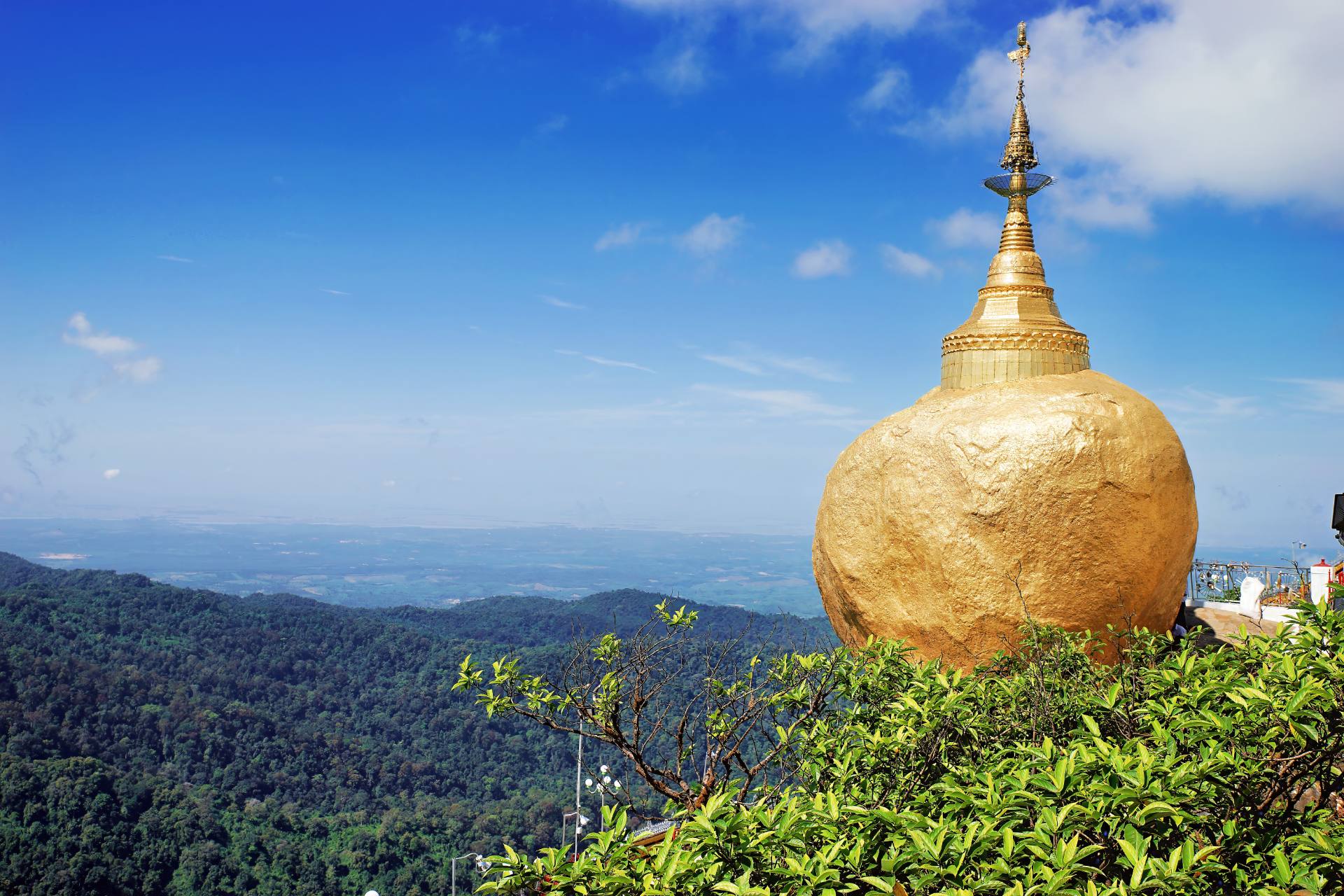 20131115 105327 Kyaiktiyo   Goldenen Felsen